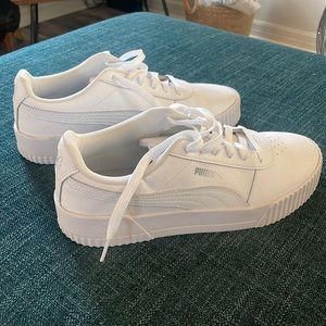 Women’s Puma Carina Sneaker.